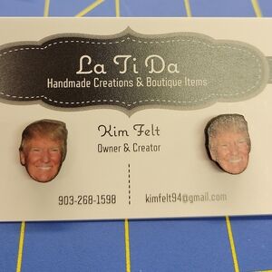 Trump Face Earrings 1/2" Stud